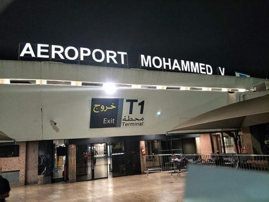 ホテル Dar Khalifa Airport Nouaceur エクステリア 写真